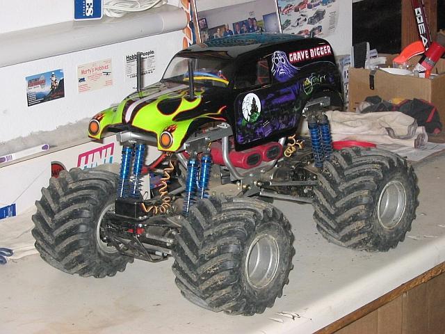 1/10 Tamiya Clodbuster